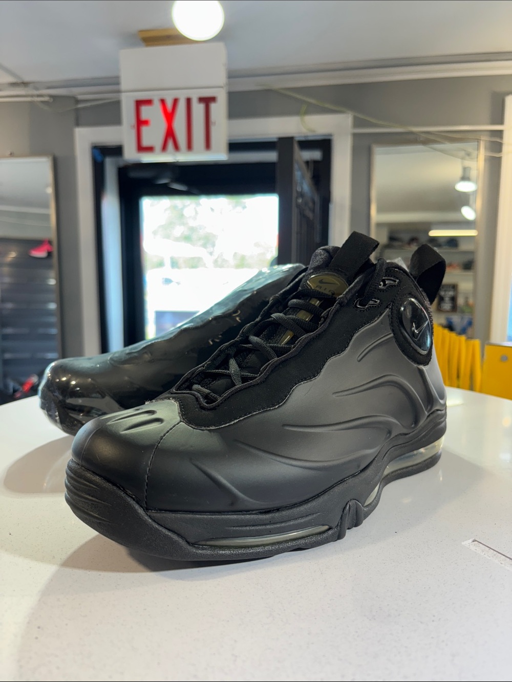 TOTAL Air FoamPosite MAX size 10 Black Anthracite RARE